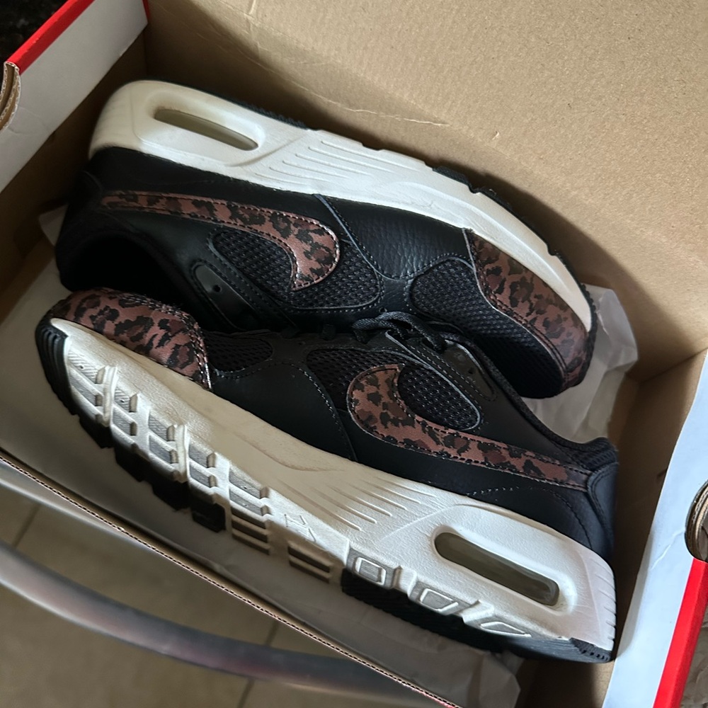 Nike Black and Brown Sneakers with Air Max Cushioning